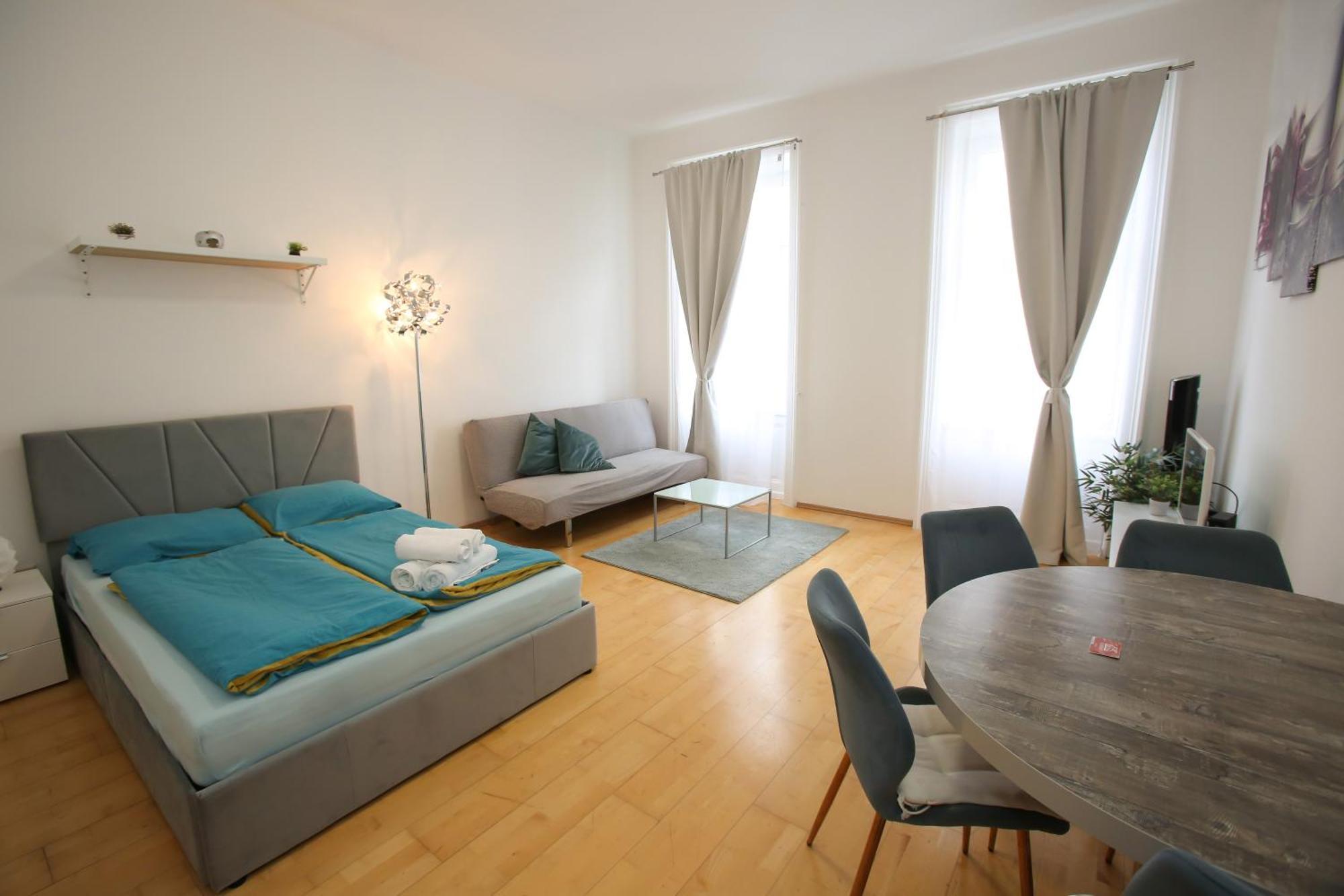 Downtown Bliss Modern Retreat With Free Parking And Fast Internet 600 Mbits Apartment Виена Екстериор снимка
