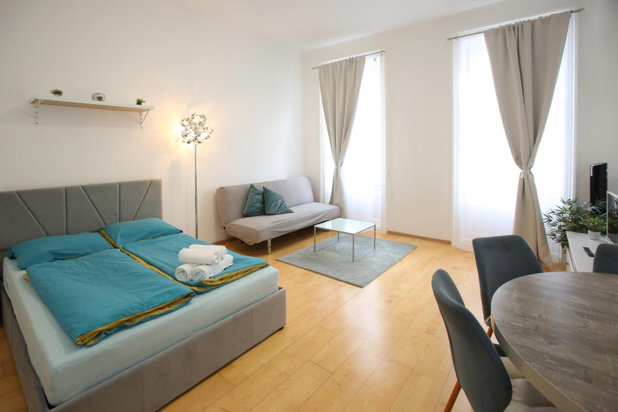 Downtown Bliss Modern Retreat With Free Parking And Fast Internet 600 Mbits Apartment Виена Екстериор снимка
